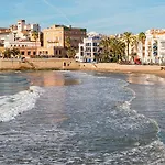 Con Licencia En Sitges