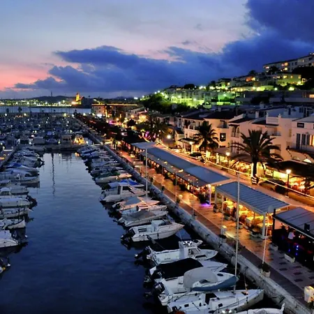 Con Licencia En Sitges