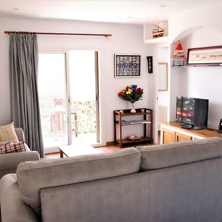 Con Licencia En * Sitges