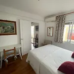 Apartment Con Licencia En *